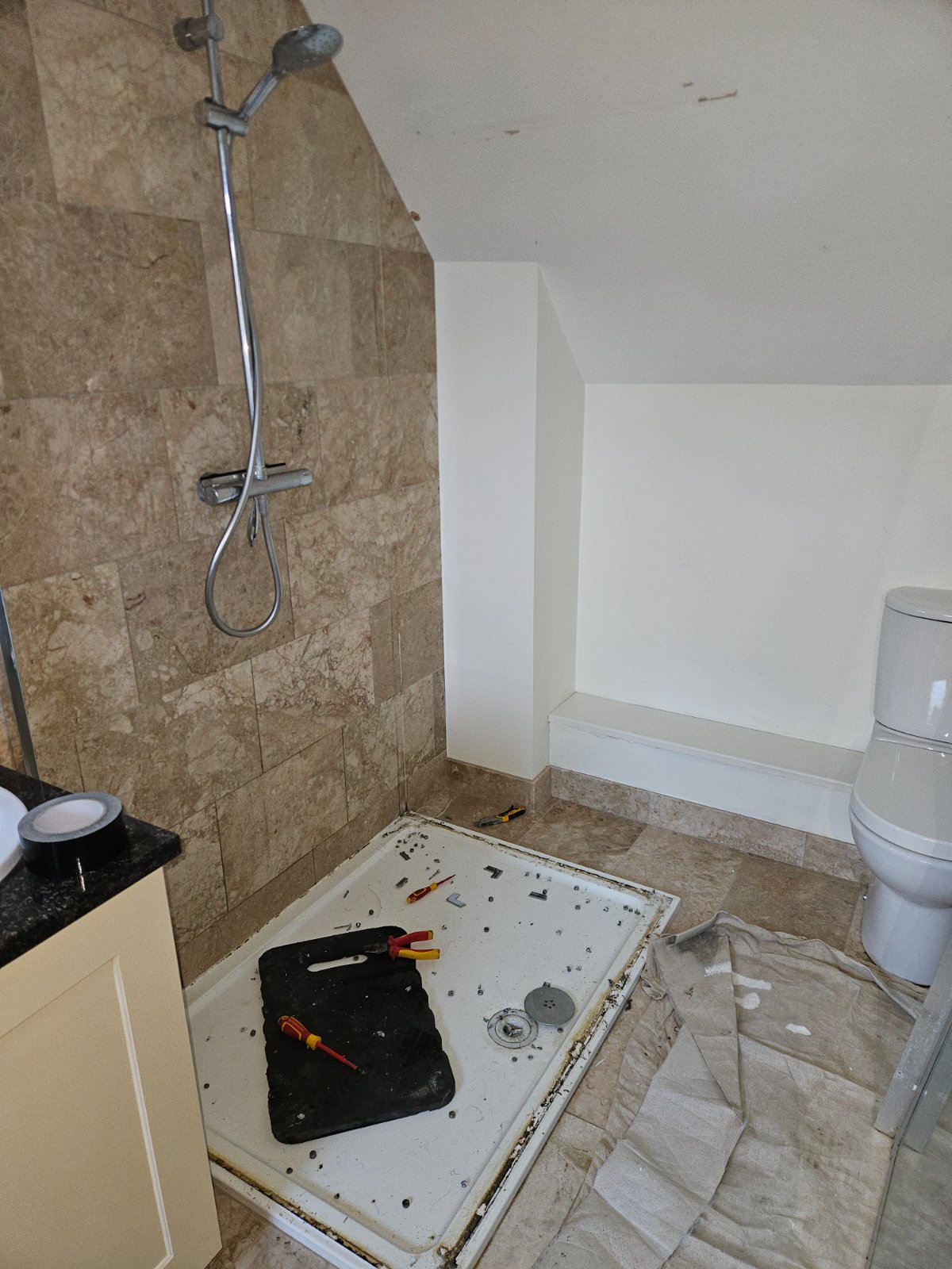 Shower tray